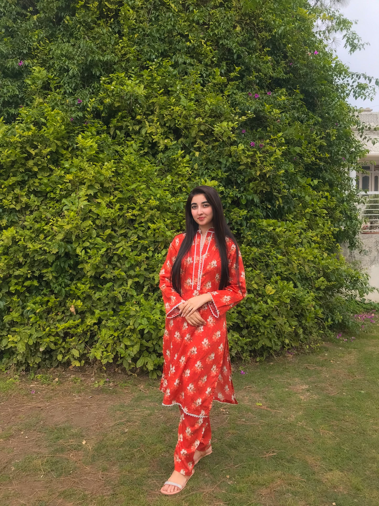 BinNoor Fab Lawn Stitched 2Pcs DE-LA07-P2-S060